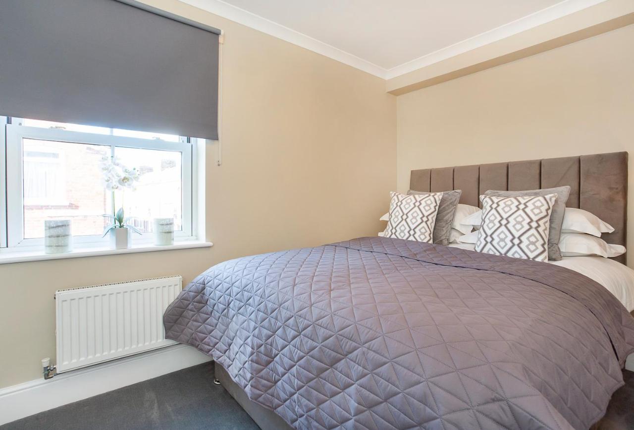 Knavesmire Mews 3 Bedrooms-free Parking * York