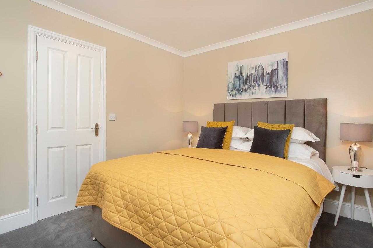Knavesmire Mews 3 Bedrooms-free Parking Апартаменты